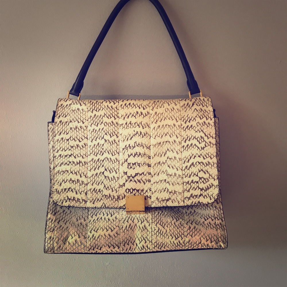 Celine trapèze PYTHON bag!!